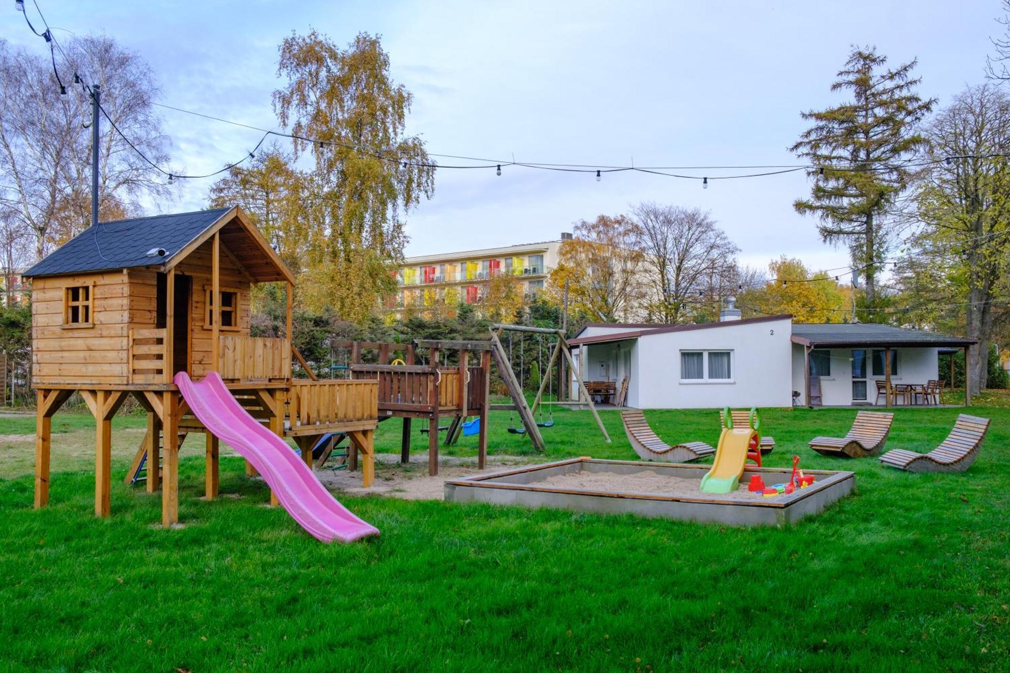 Domki Ajna Park W Uzdrowisku Kolobrzeg Exterior photo